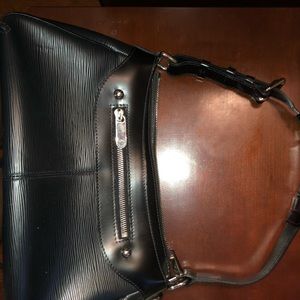 Black leather genuine Louis Vuitton!